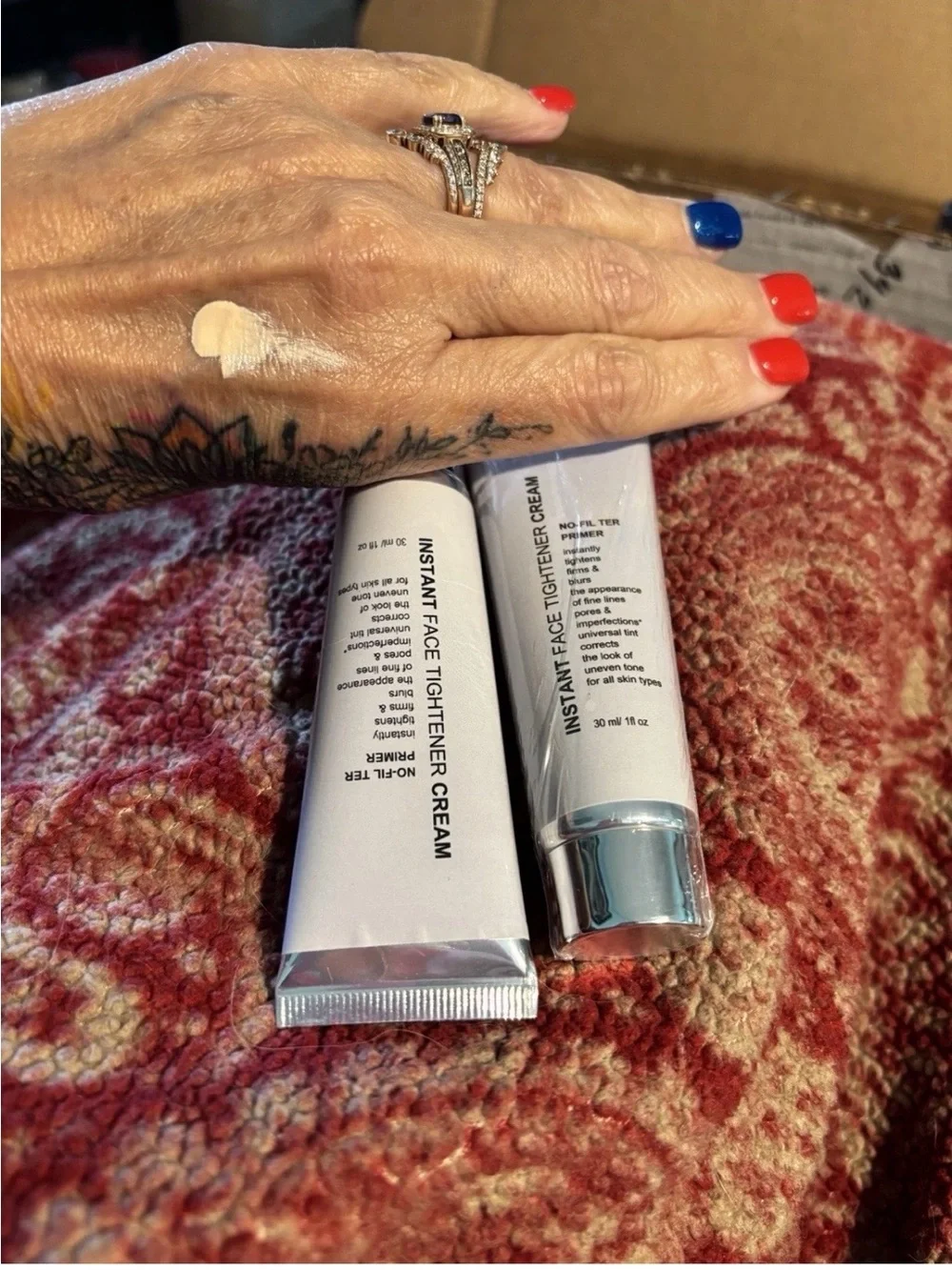 Instant Face Tightener Cream No-Filter Primer - Universal Tint, White